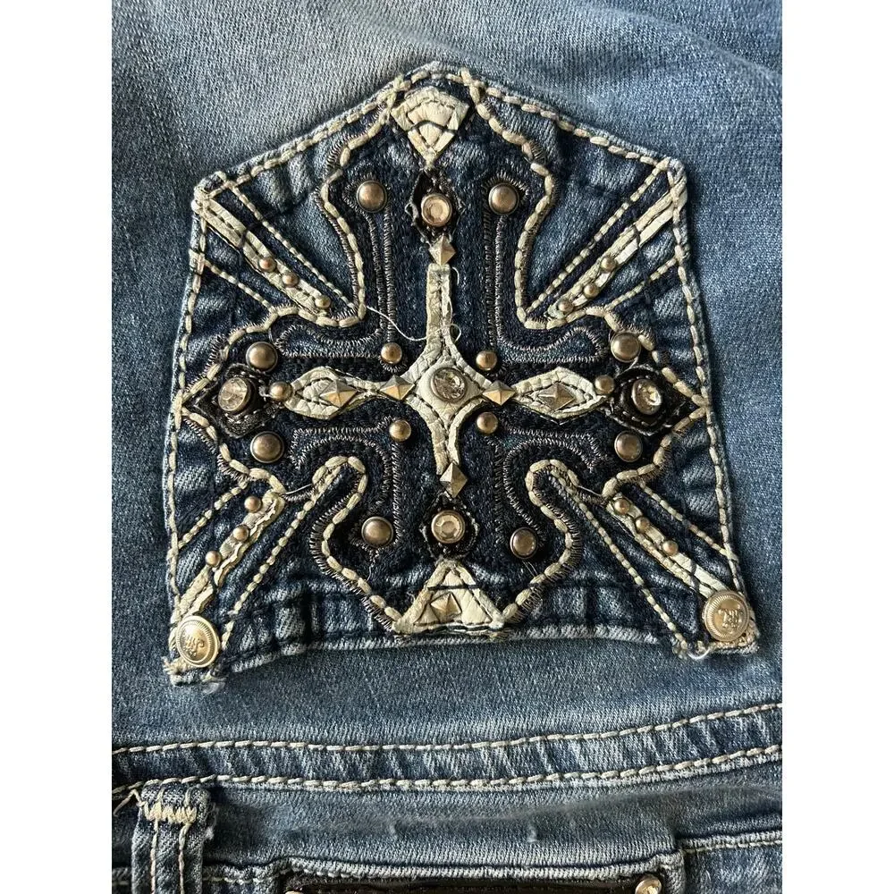 Rock revival inspired Premier Rue21 Women’s Bootcut Jeans Embellished   13/14 R​